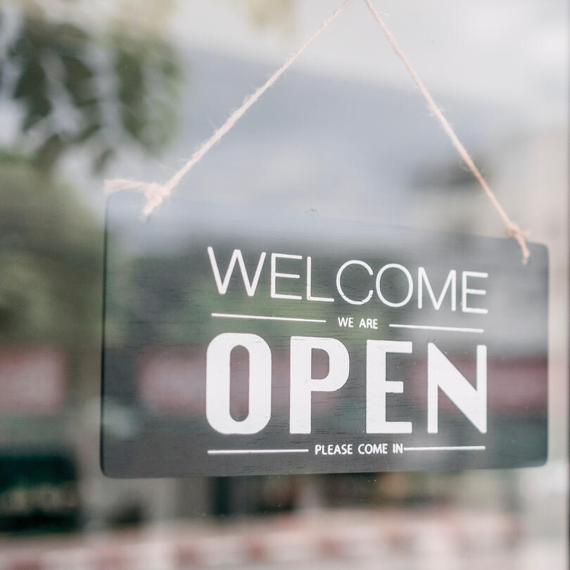 branding by henn branding by henn